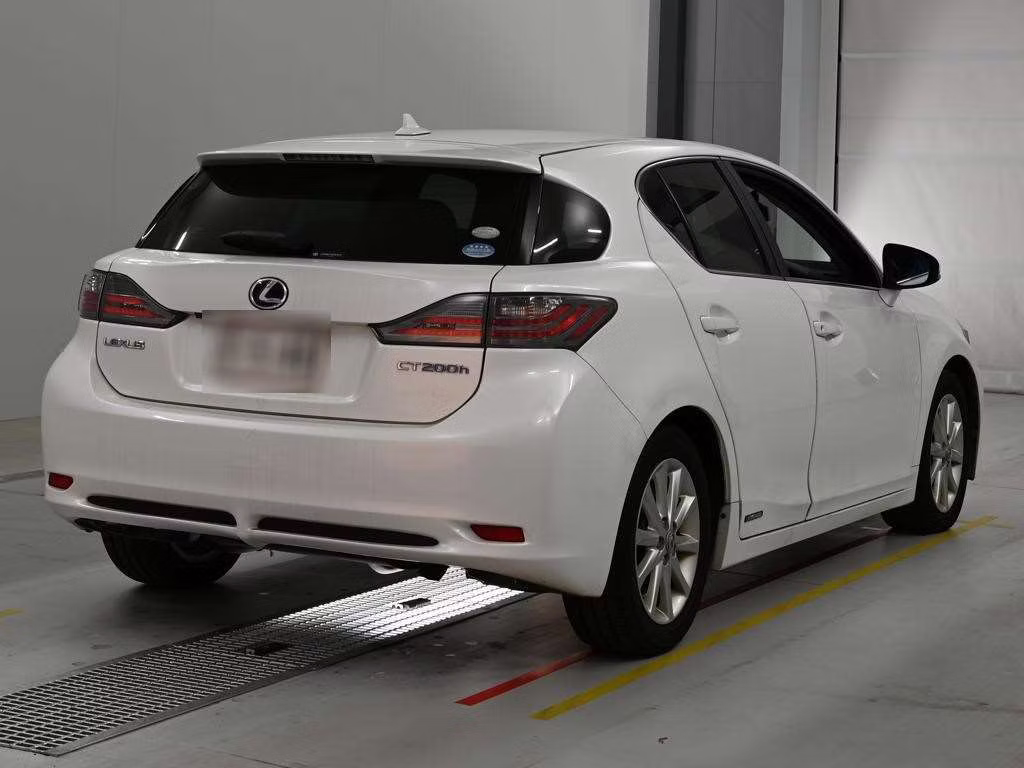 LEXUS CT200H