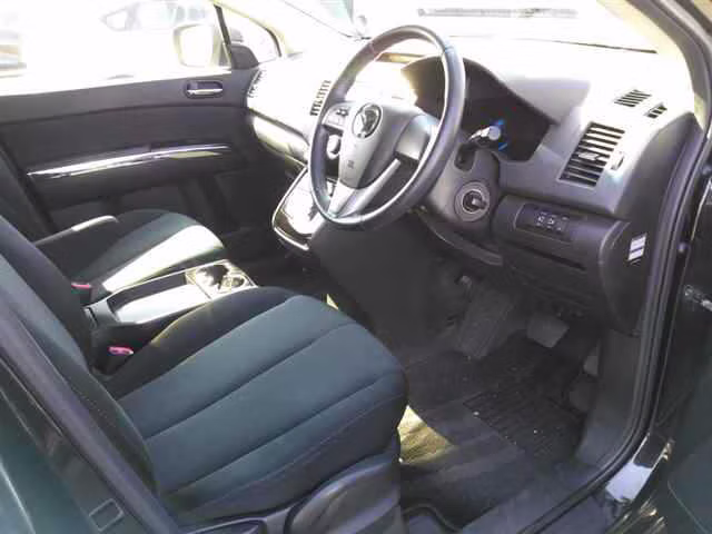 MAZDA MPV