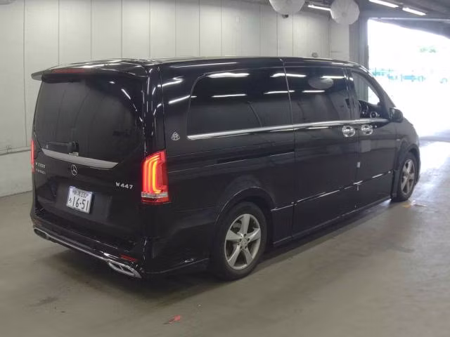 MERCEDES-BENZ V-CLASS