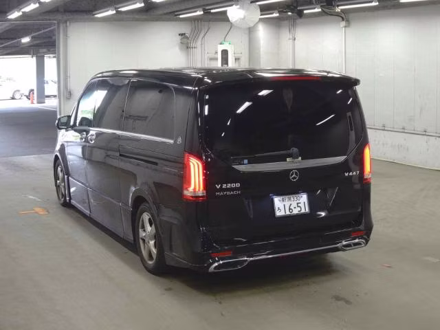 MERCEDES-BENZ V-CLASS