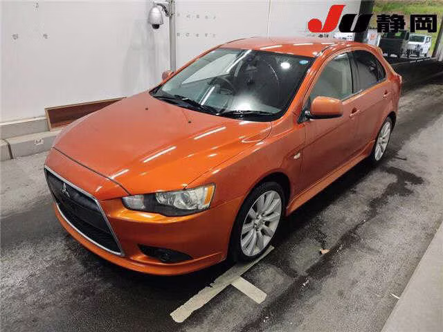 MITSUBISHI LANCER
