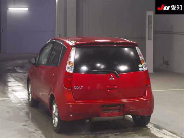 MITSUBISHI COLT