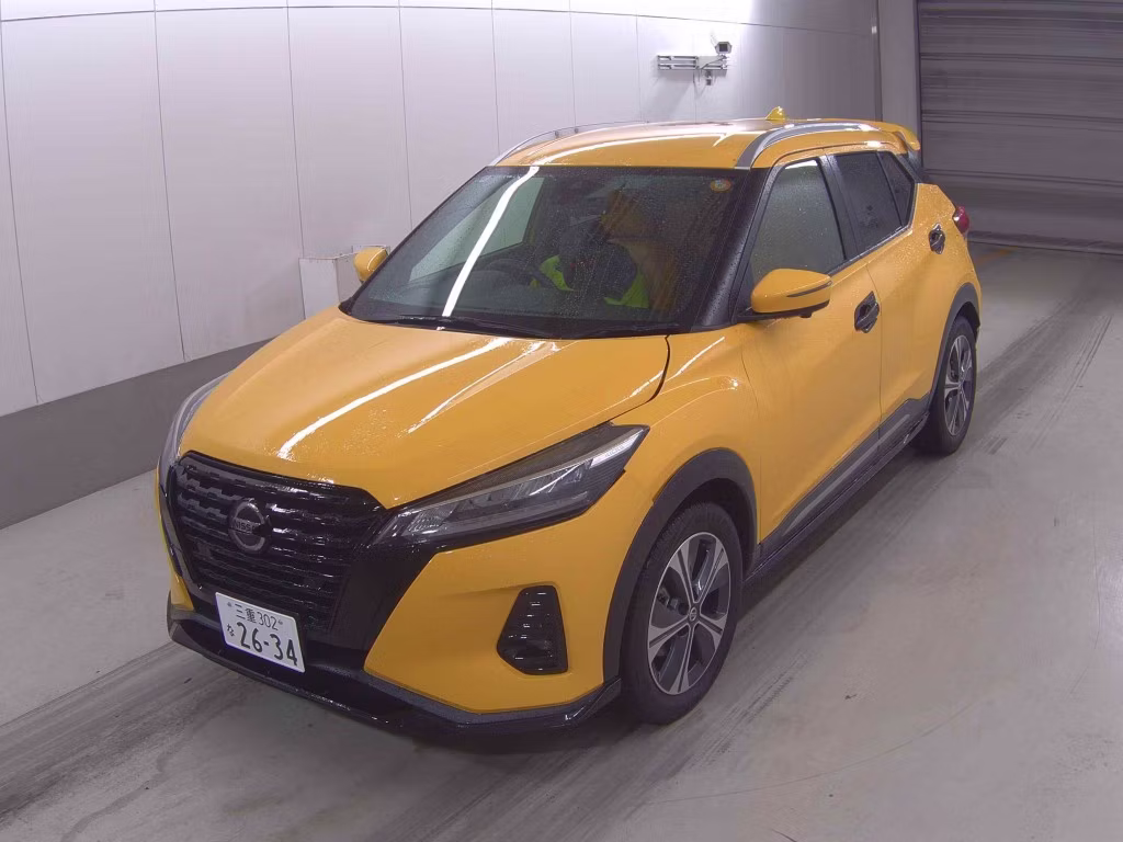 NISSAN KICKS