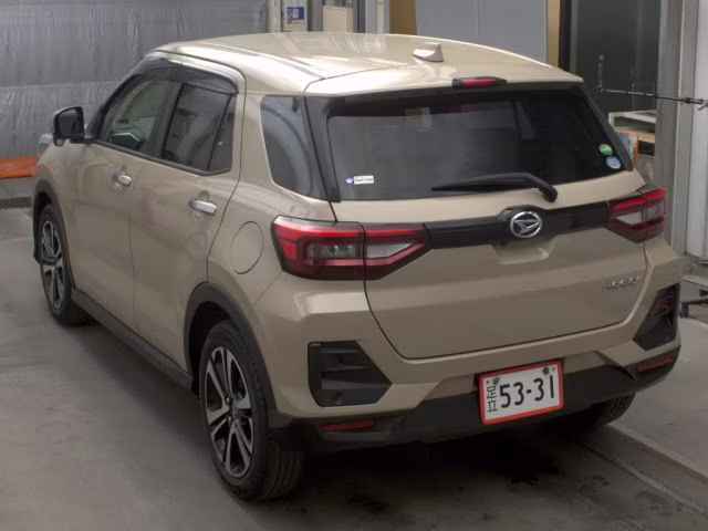 DAIHATSU ROCKY