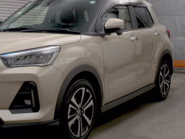 DAIHATSU ROCKY