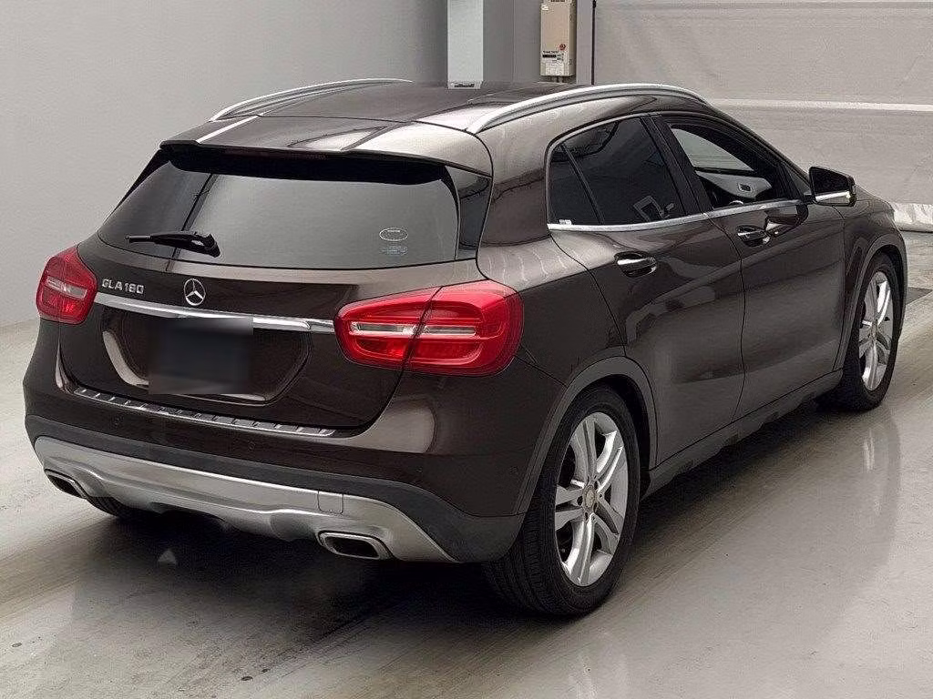 MERCEDES-BENZ GLA-CLASS