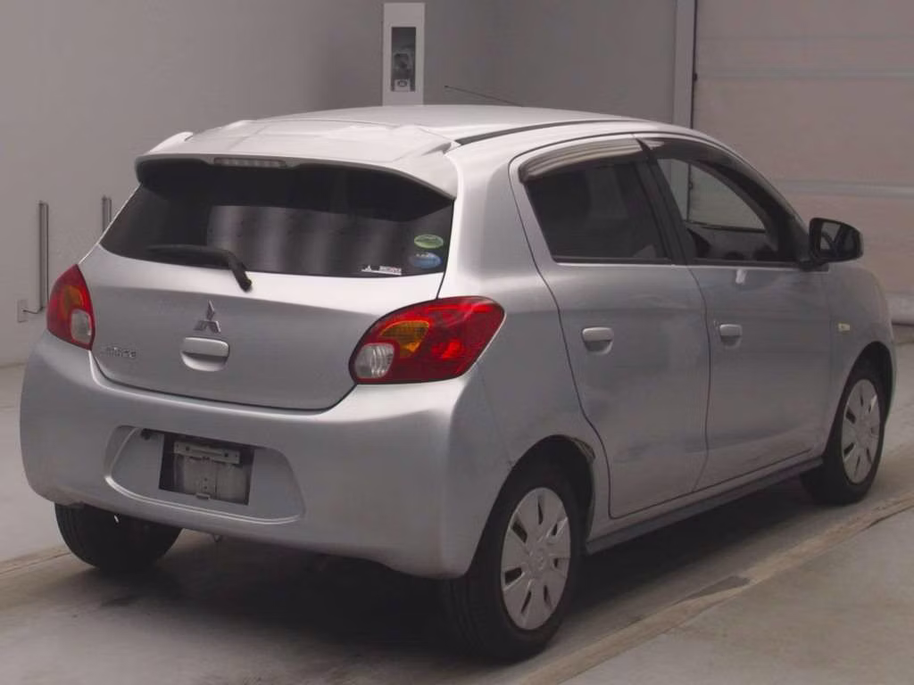 MITSUBISHI MIRAGE