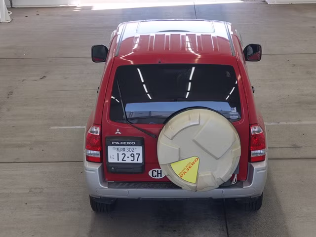 MITSUBISHI PAJERO