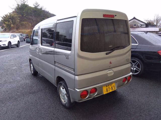 MITSUBISHI TOWN BOX