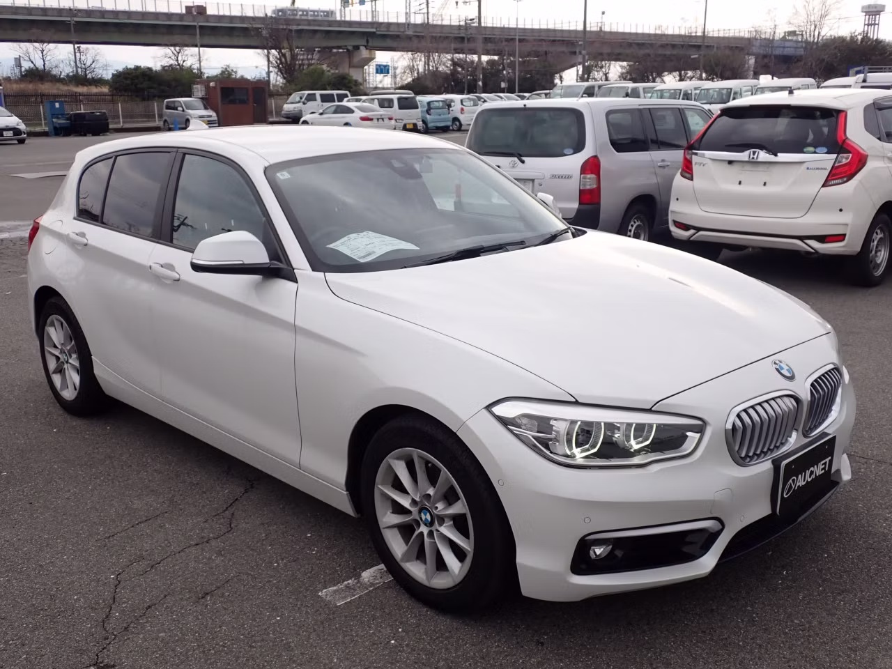 BMW 1-SERIES