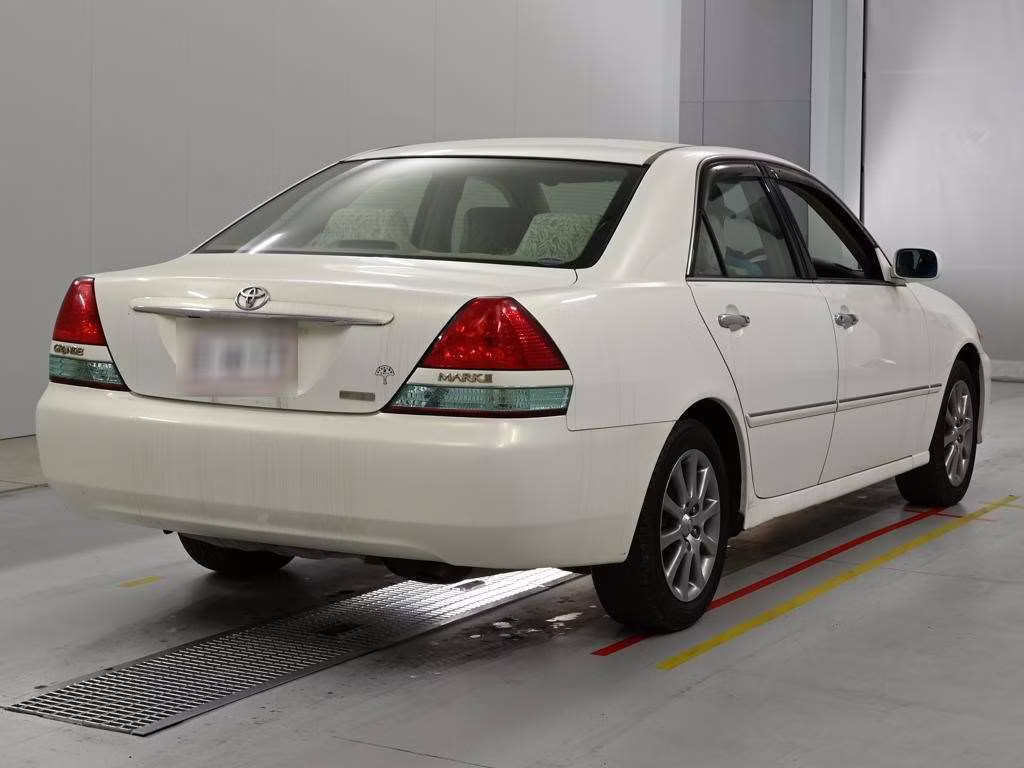 TOYOTA MARK II