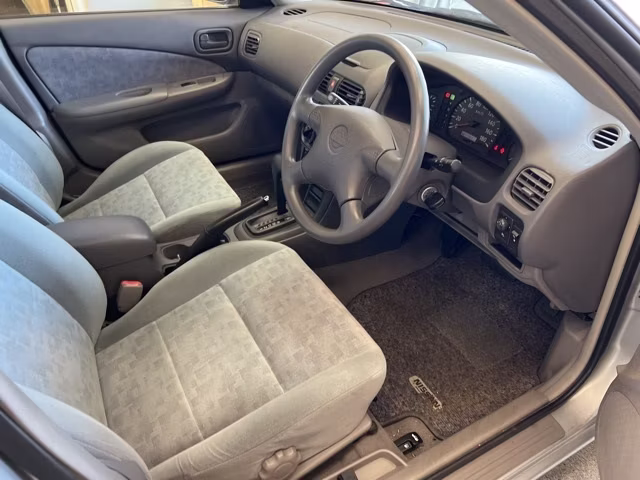 NISSAN SUNNY