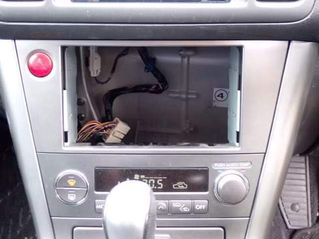 SUBARU LEGACY B4