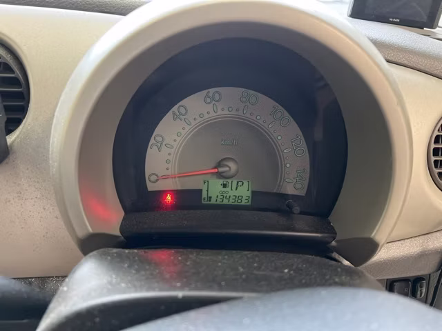 DAIHATSU MOVE LATTE