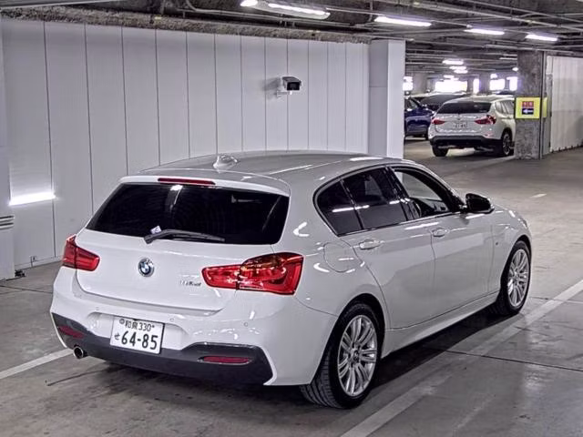 BMW 1-SERIES