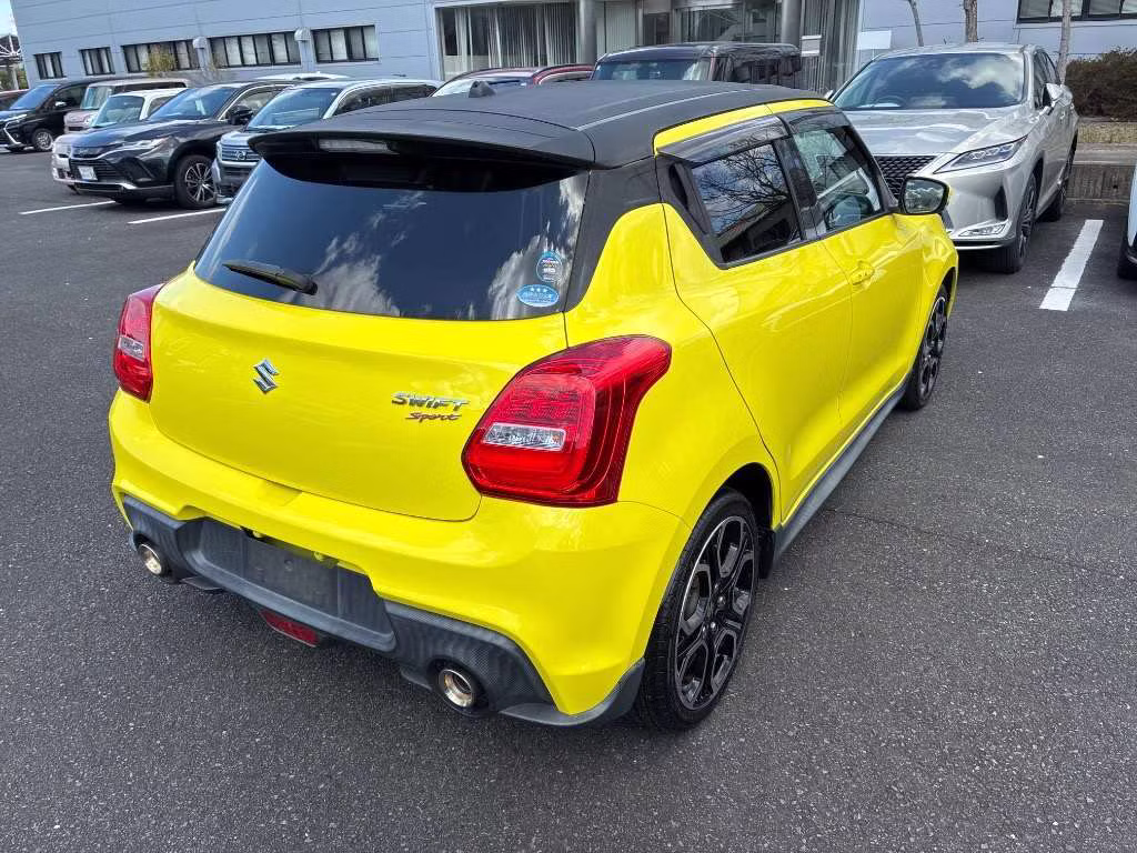SUZUKI SWIFT