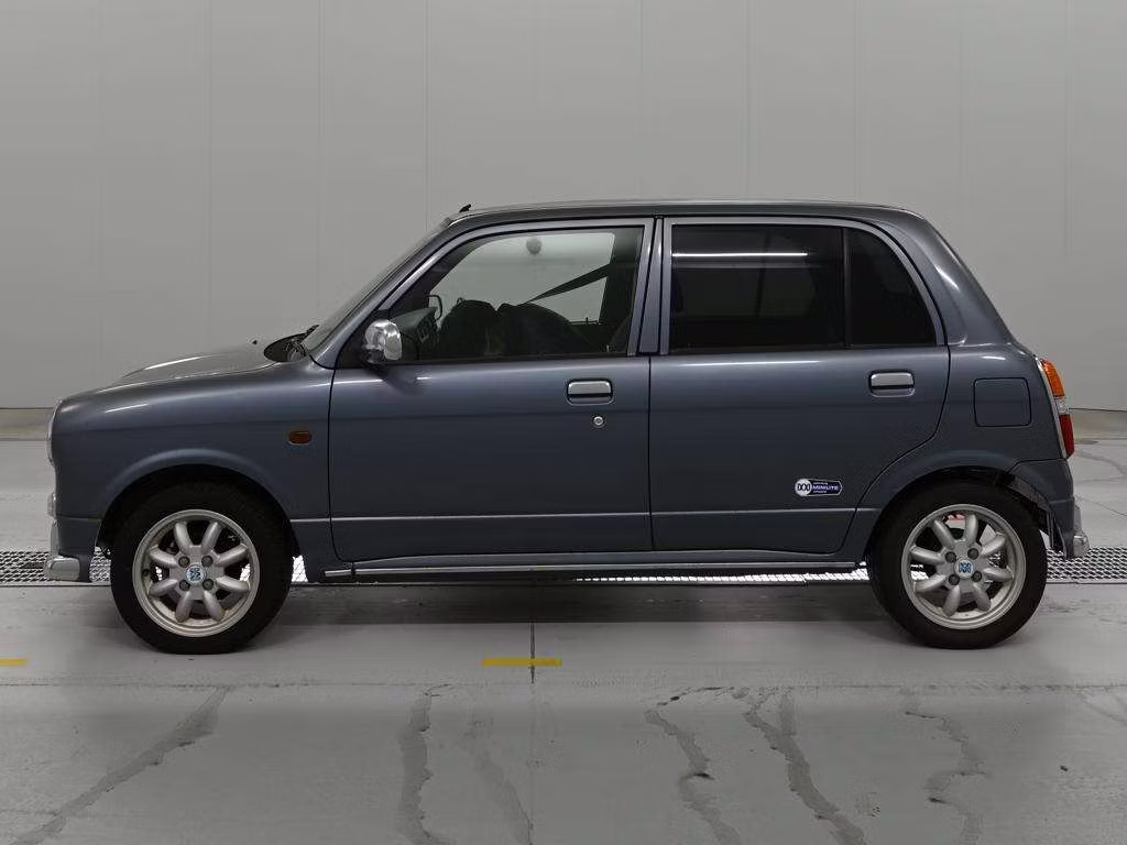 DAIHATSU MIRA GINO