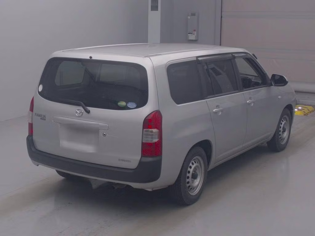 MAZDA FAMILIA