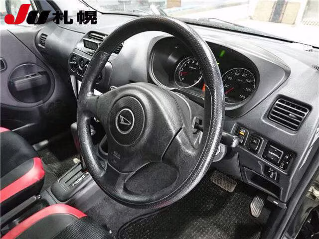 DAIHATSU TERIOS KID