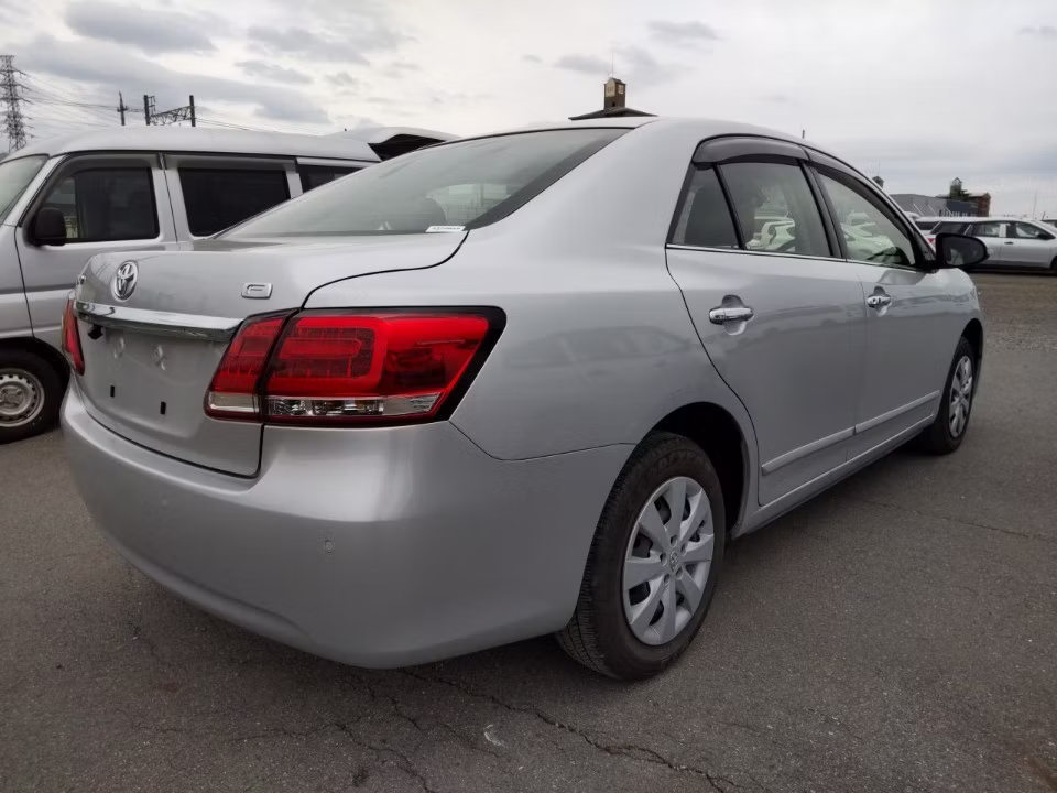 TOYOTA PREMIO