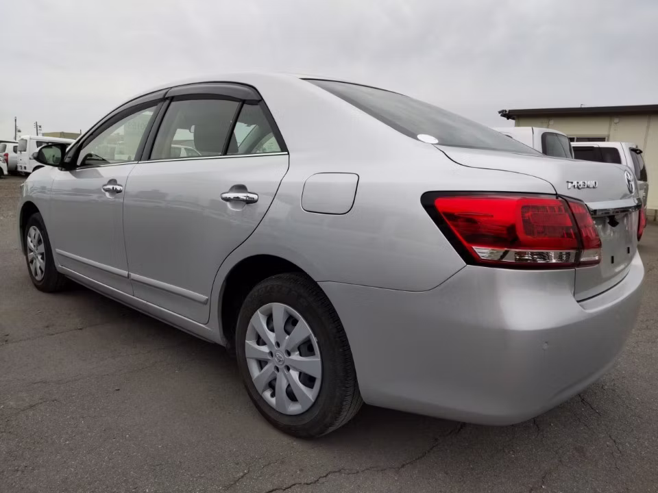 TOYOTA PREMIO