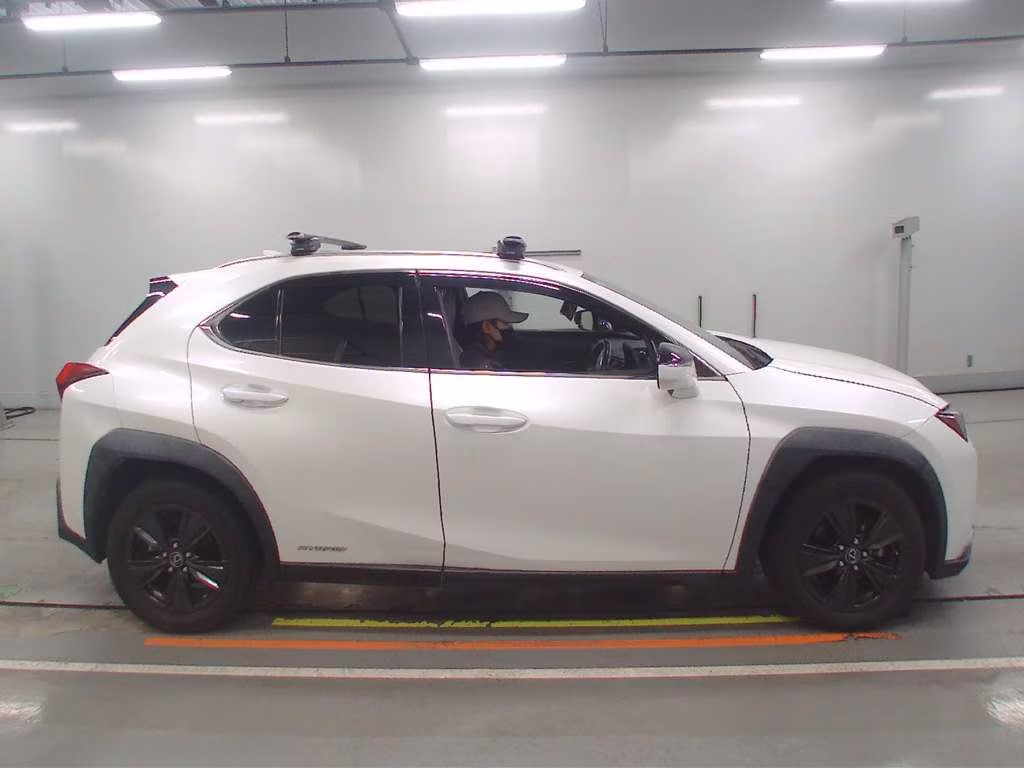 LEXUS UX250H