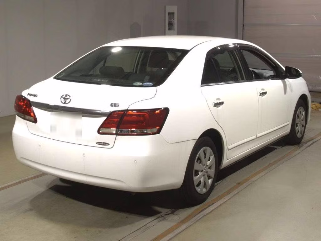 TOYOTA PREMIO