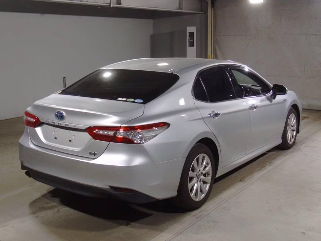 TOYOTA CAMRY