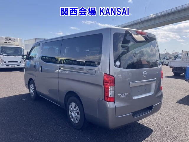 NISSAN NV350 CARAVAN