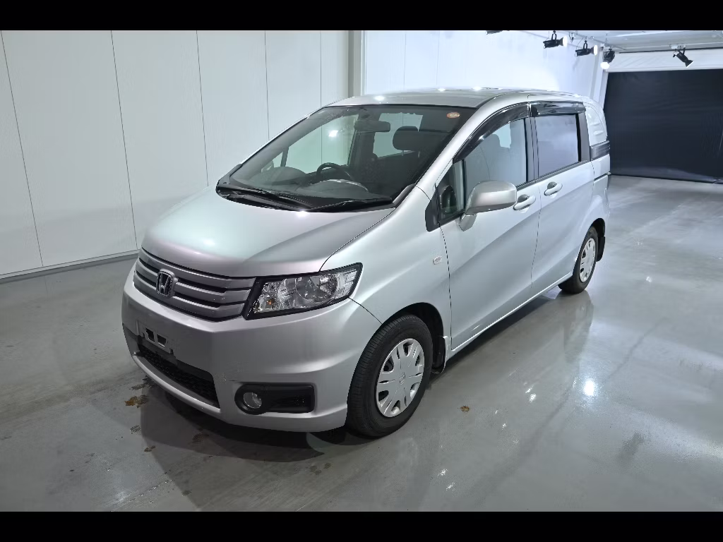 HONDA FREED SPIKE
