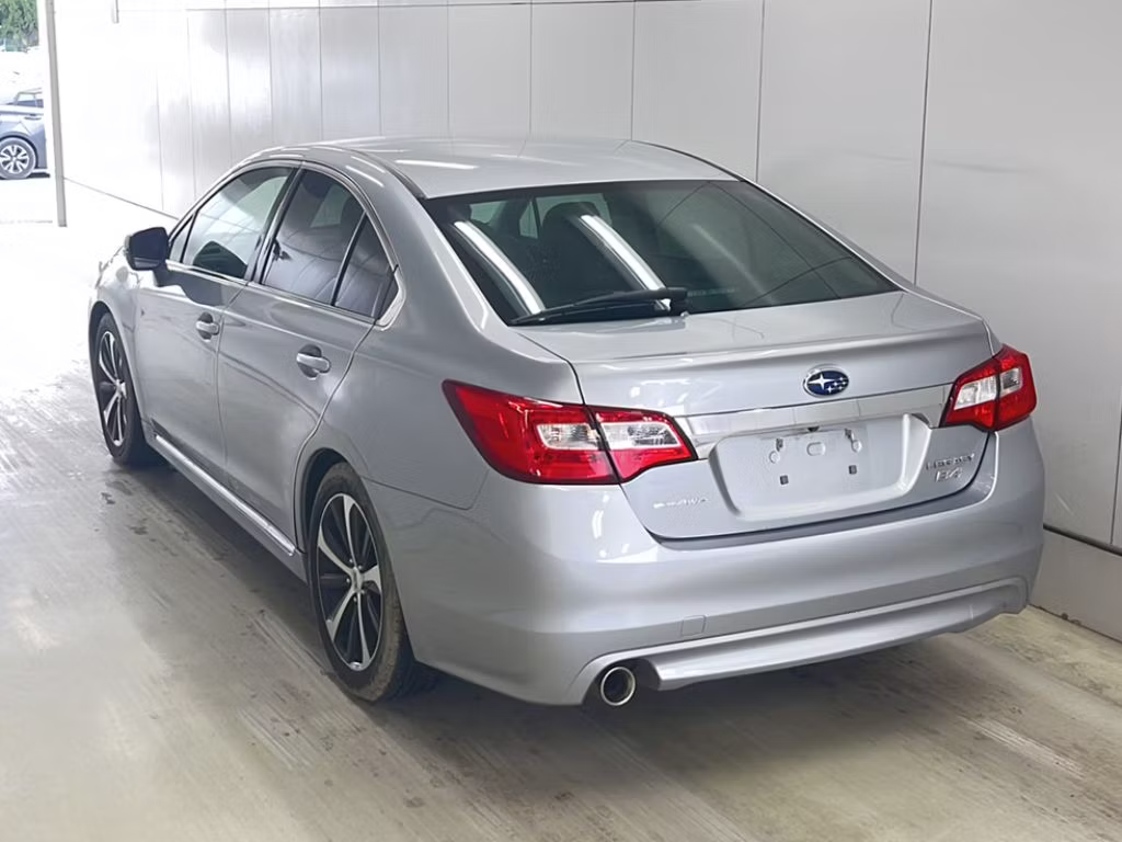 SUBARU LEGACY B4