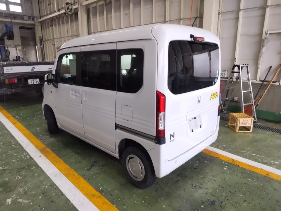 HONDA N-VAN