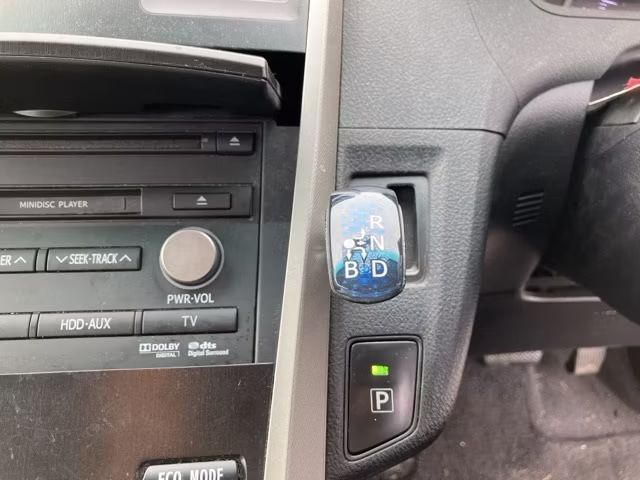TOYOTA SAI