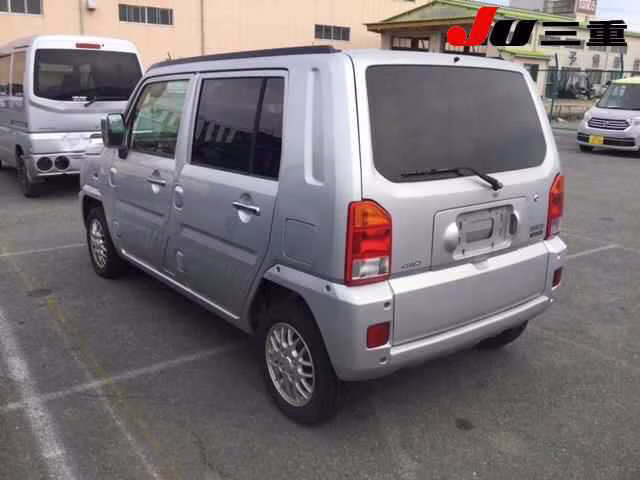 DAIHATSU NAKED