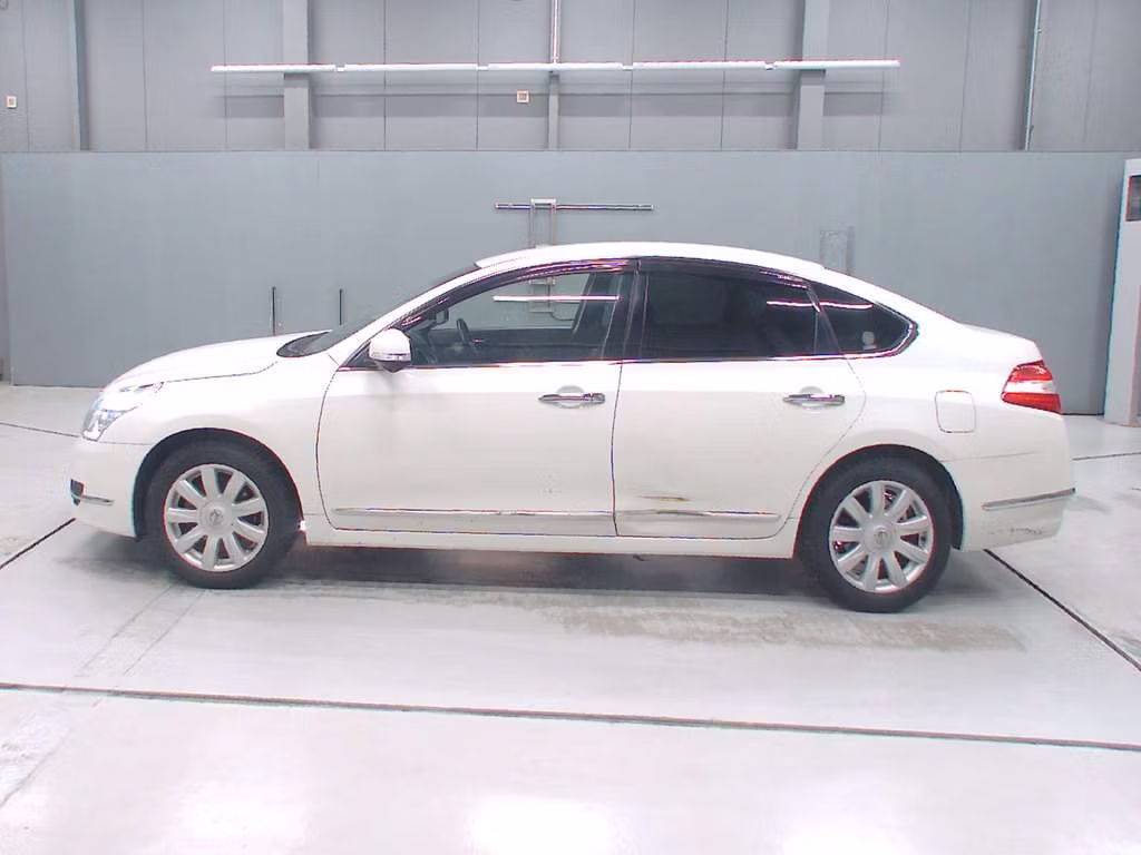 NISSAN TEANA