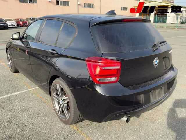 BMW 1-SERIES