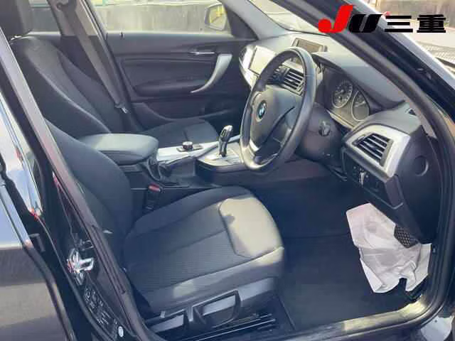 BMW 1-SERIES