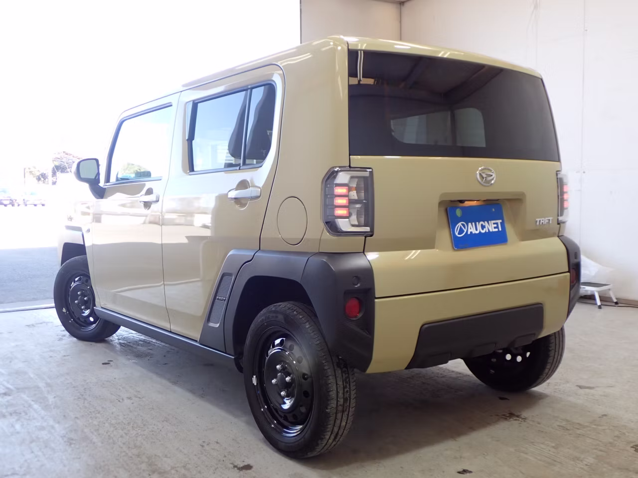 DAIHATSU TAFT