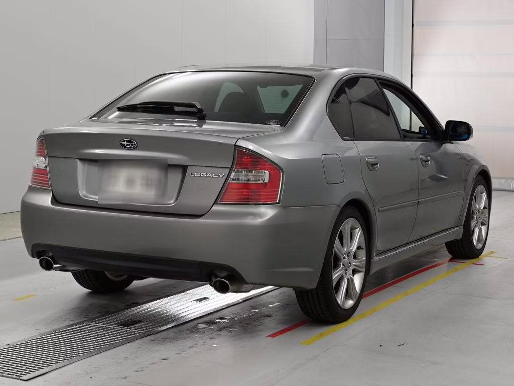 SUBARU LEGACY B4