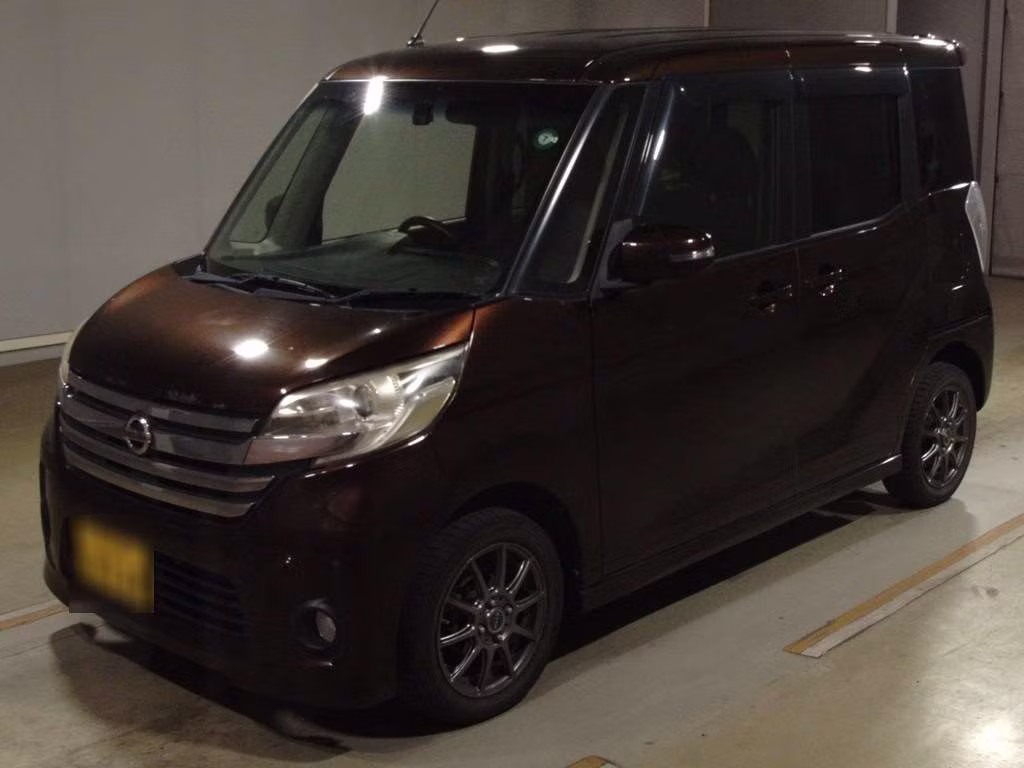 NISSAN DAYZ ROOX