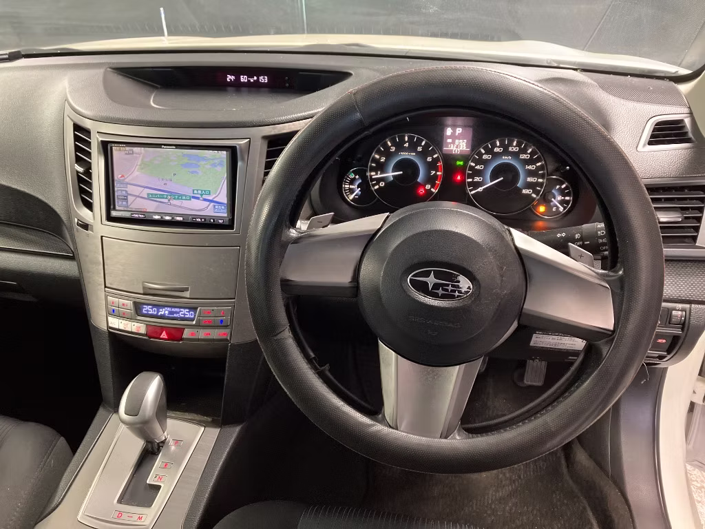 SUBARU LEGACY