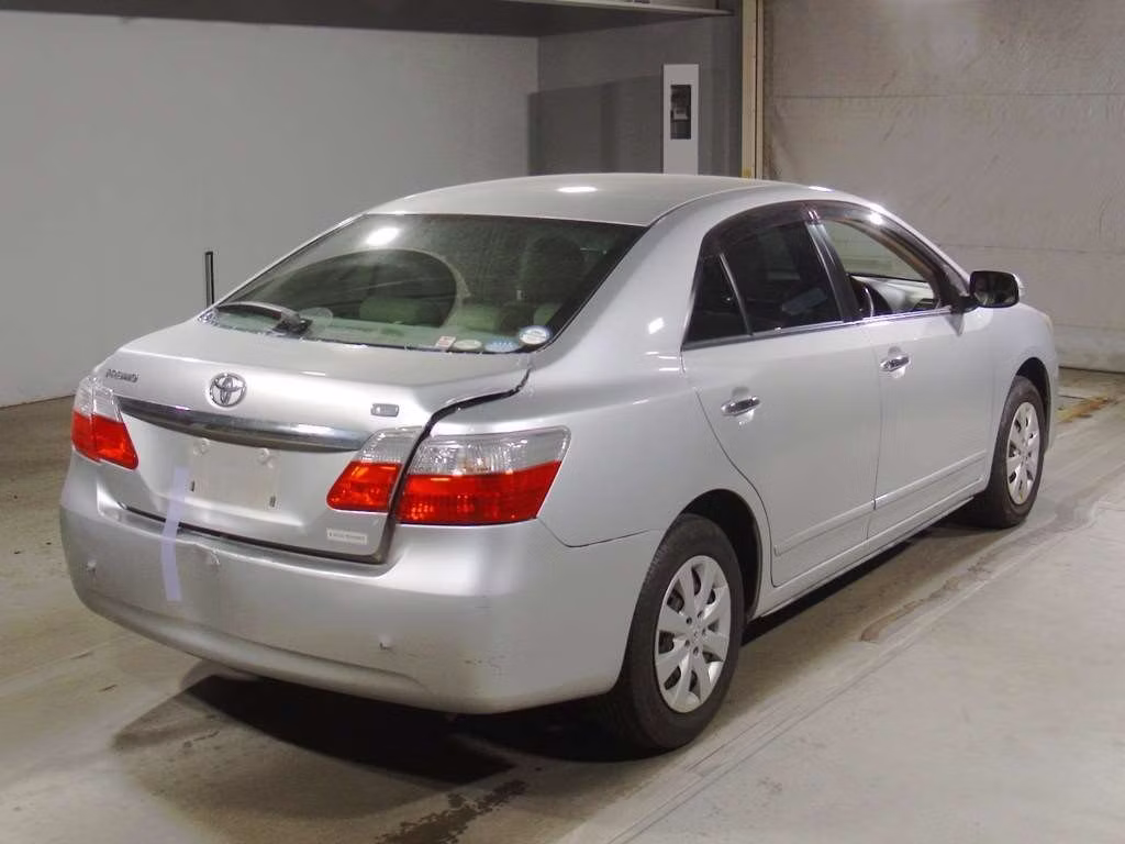 TOYOTA PREMIO