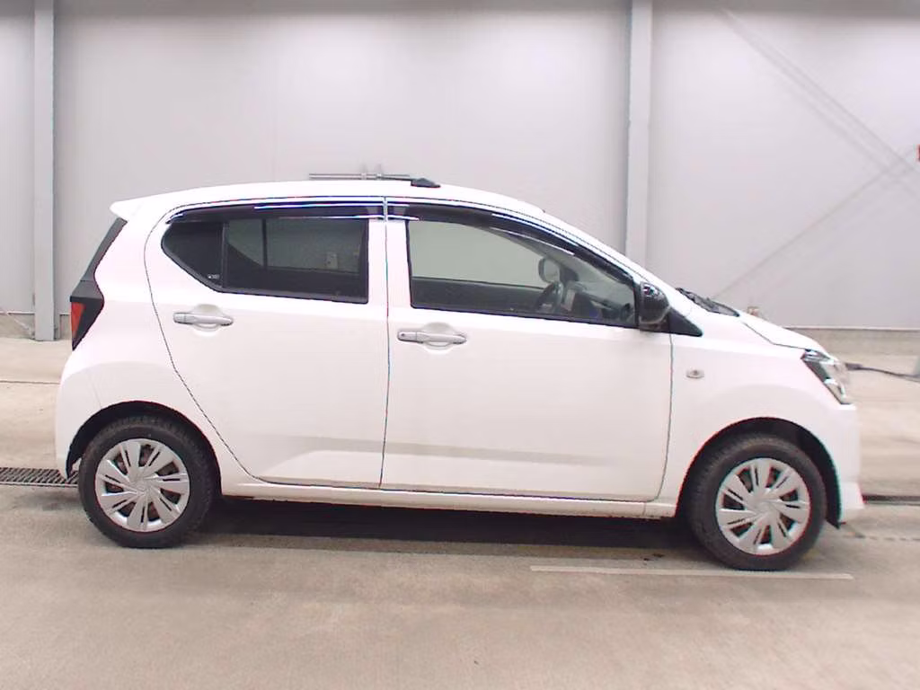 TOYOTA PIXIS EPOCH