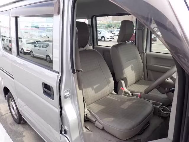 MITSUBISHI MINICAB