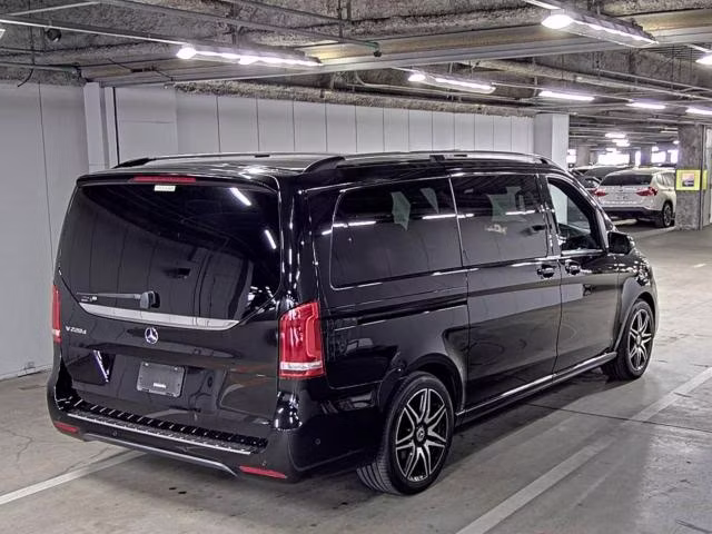 MERCEDES-BENZ V-CLASS