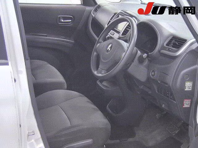 MITSUBISHI DELICA D:2