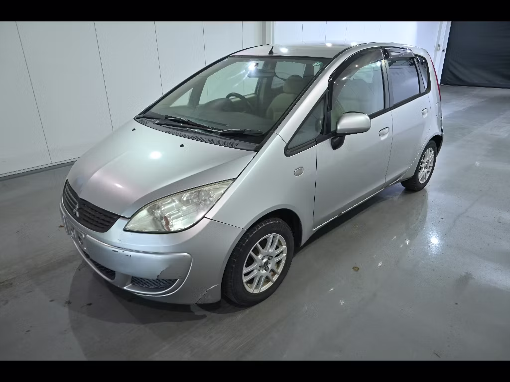 MITSUBISHI COLT