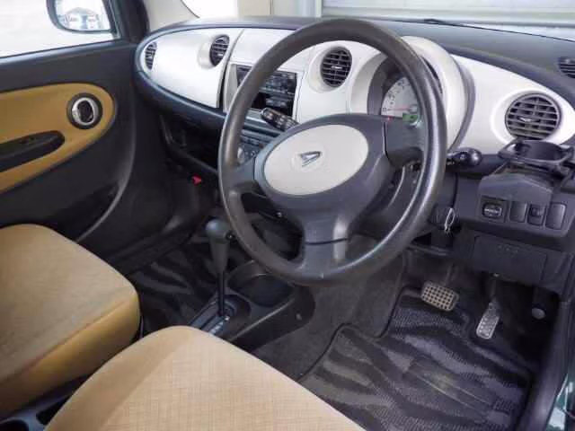 DAIHATSU MIRA GINO