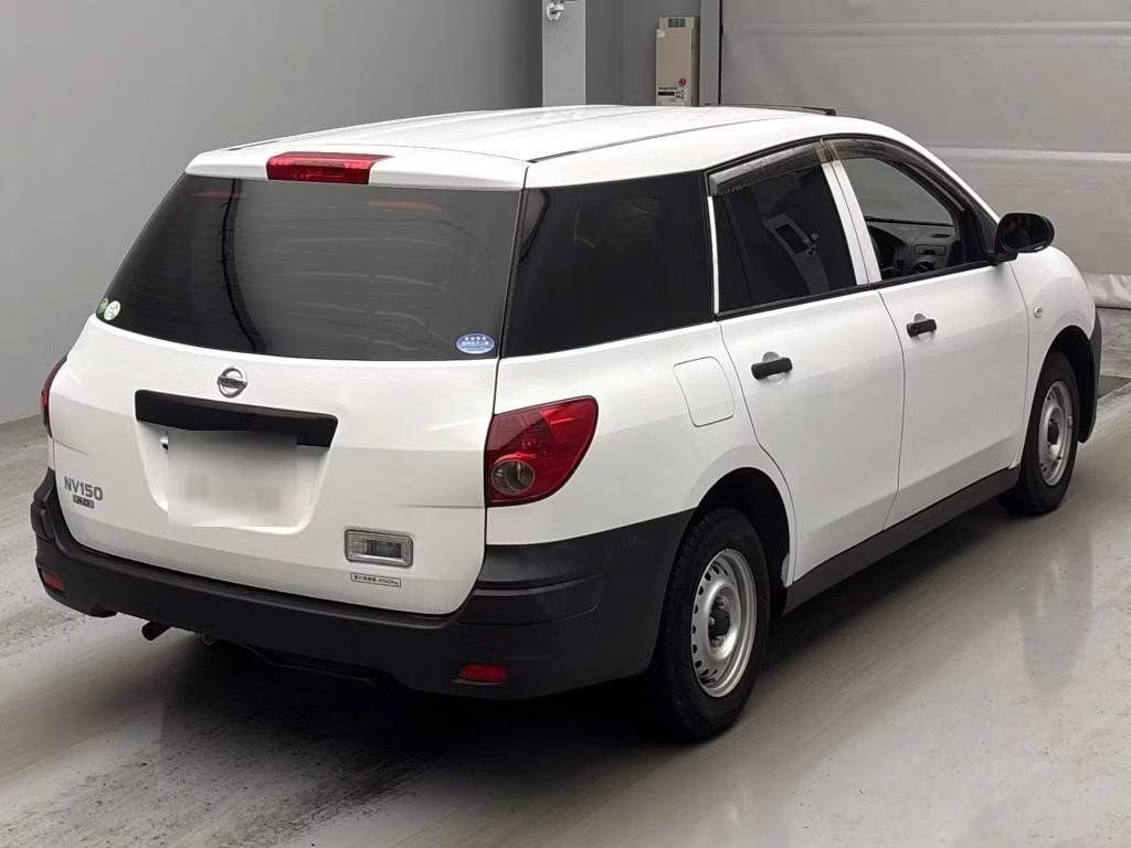 NISSAN NV350 CARAVAN