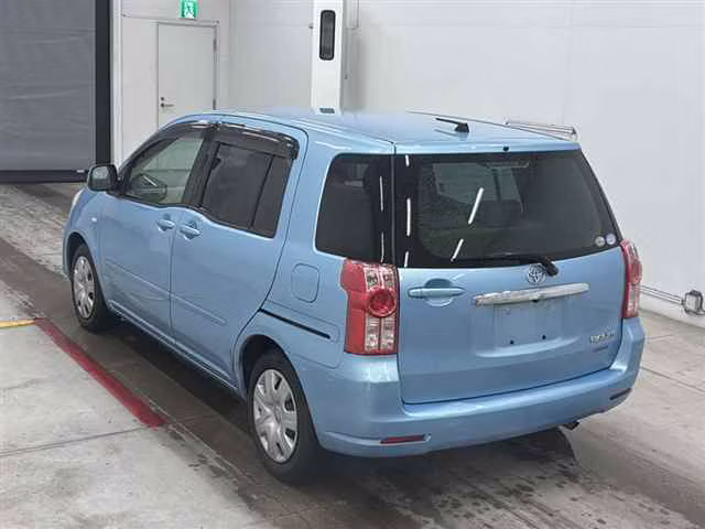 TOYOTA RAUM